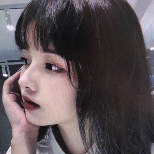 Meet your Posher, Esther